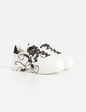 Load image into Gallery viewer, Stilettos With Stones Attached